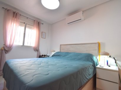 Appartement · Herverkoop - Orihuela Costa · Playa Flamenca · Alicante · Spanje