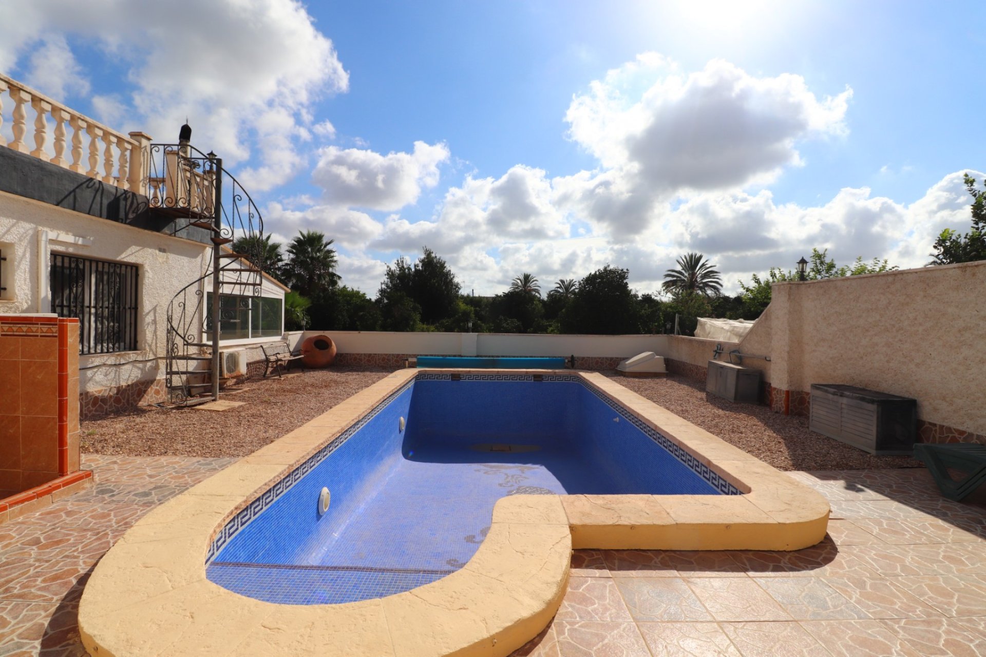 Herverkoop - Finca - Heredades