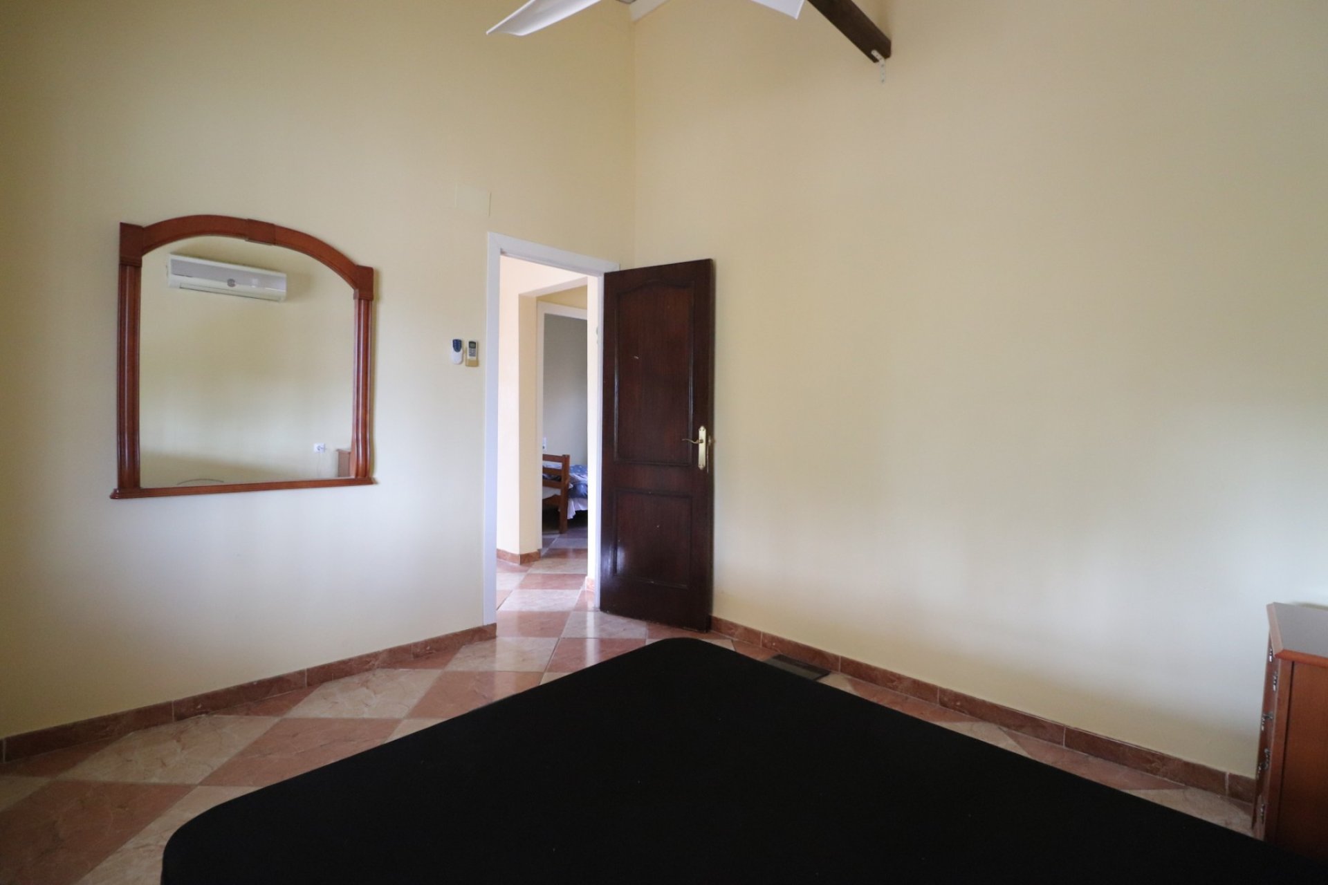 Herverkoop - Finca - Heredades