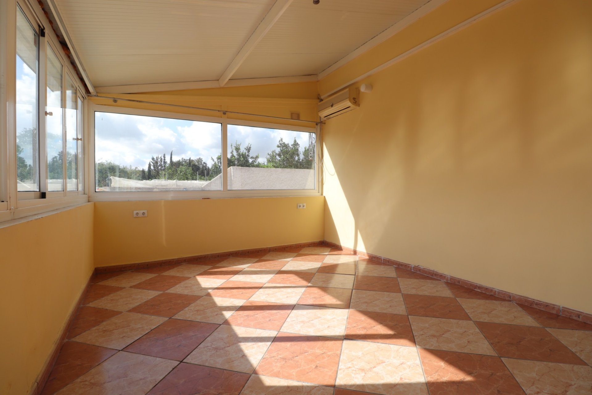 Herverkoop - Finca - Heredades
