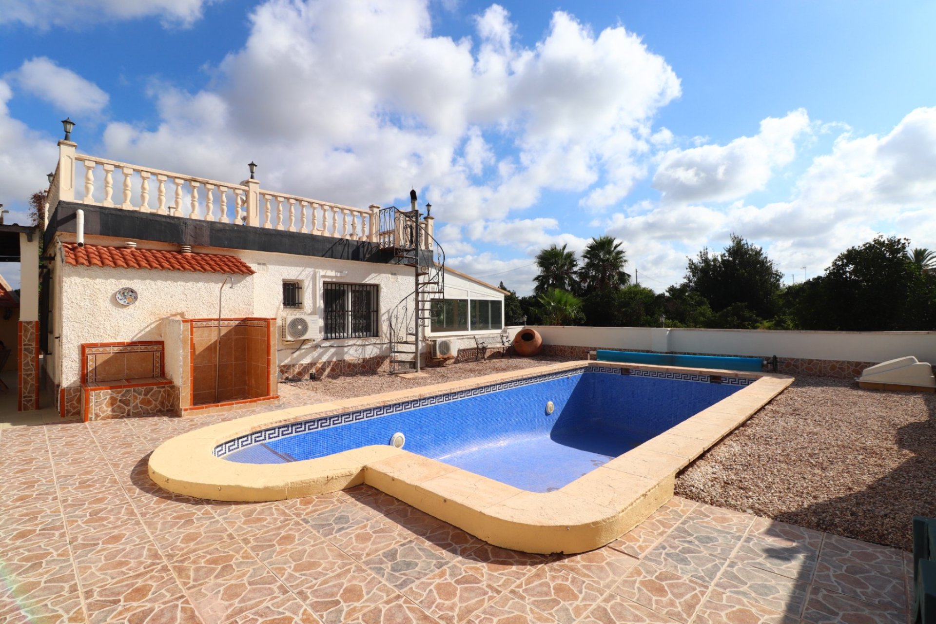 Herverkoop - Finca - Heredades
