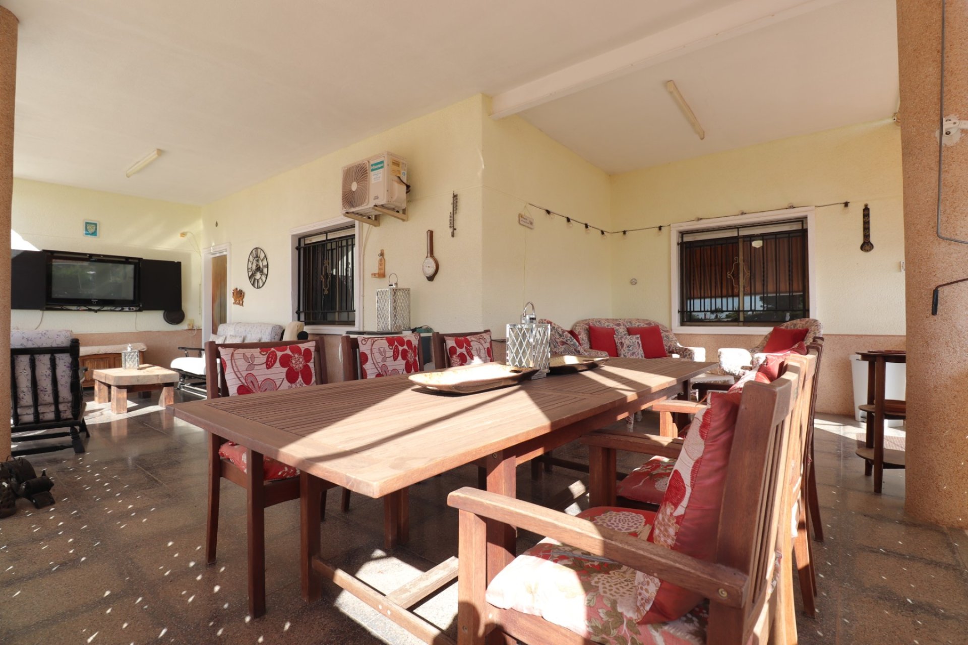 Herverkoop - Finca - Crevillente