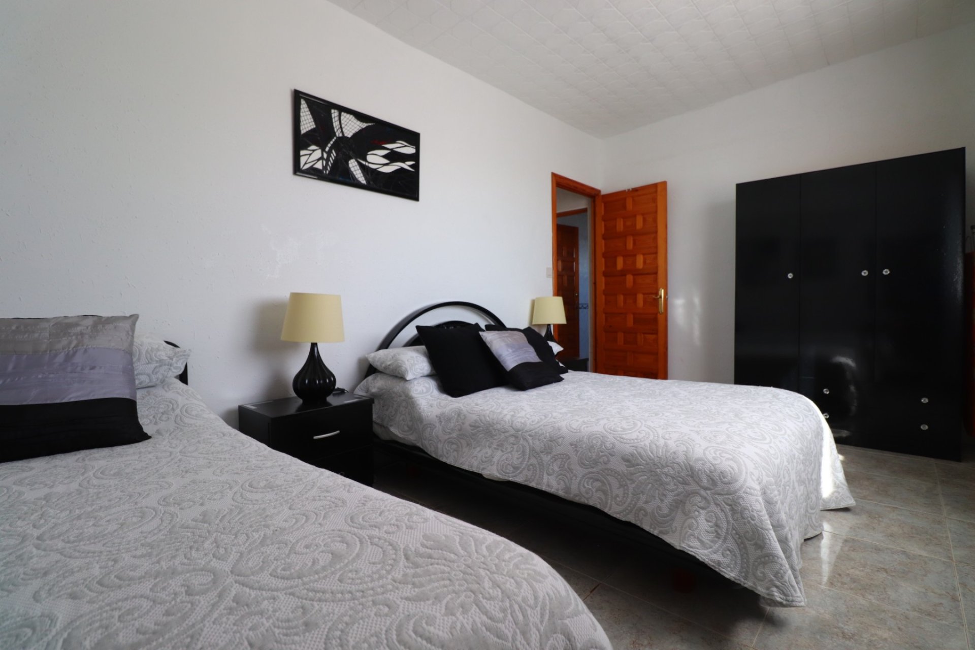 Herverkoop - Finca - Crevillente