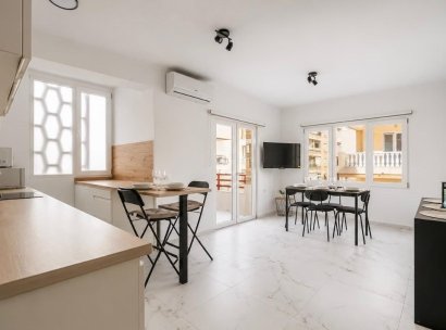 Appartement · Herverkoop - Torrevieja · Playa del Cura · Alicante · Spanje