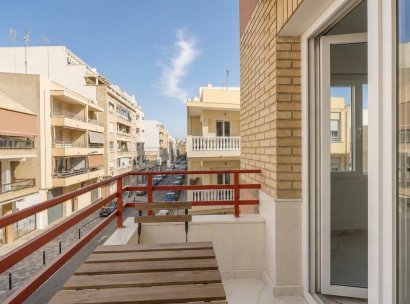Appartement · Herverkoop - Torrevieja · Playa del Cura · Alicante · Spanje