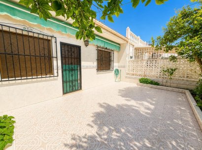 Woning · Herverkoop - Torrevieja · La Siesta - El Salado - Torreta · Alicante · Spanje