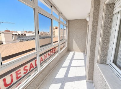 Appartement · Herverkoop - Torrevieja · Estacion de autobuses · Alicante · Spanje