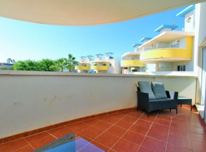 Appartement · Herverkoop - Orihuela Costa · Villamartín · Alicante · Spanje