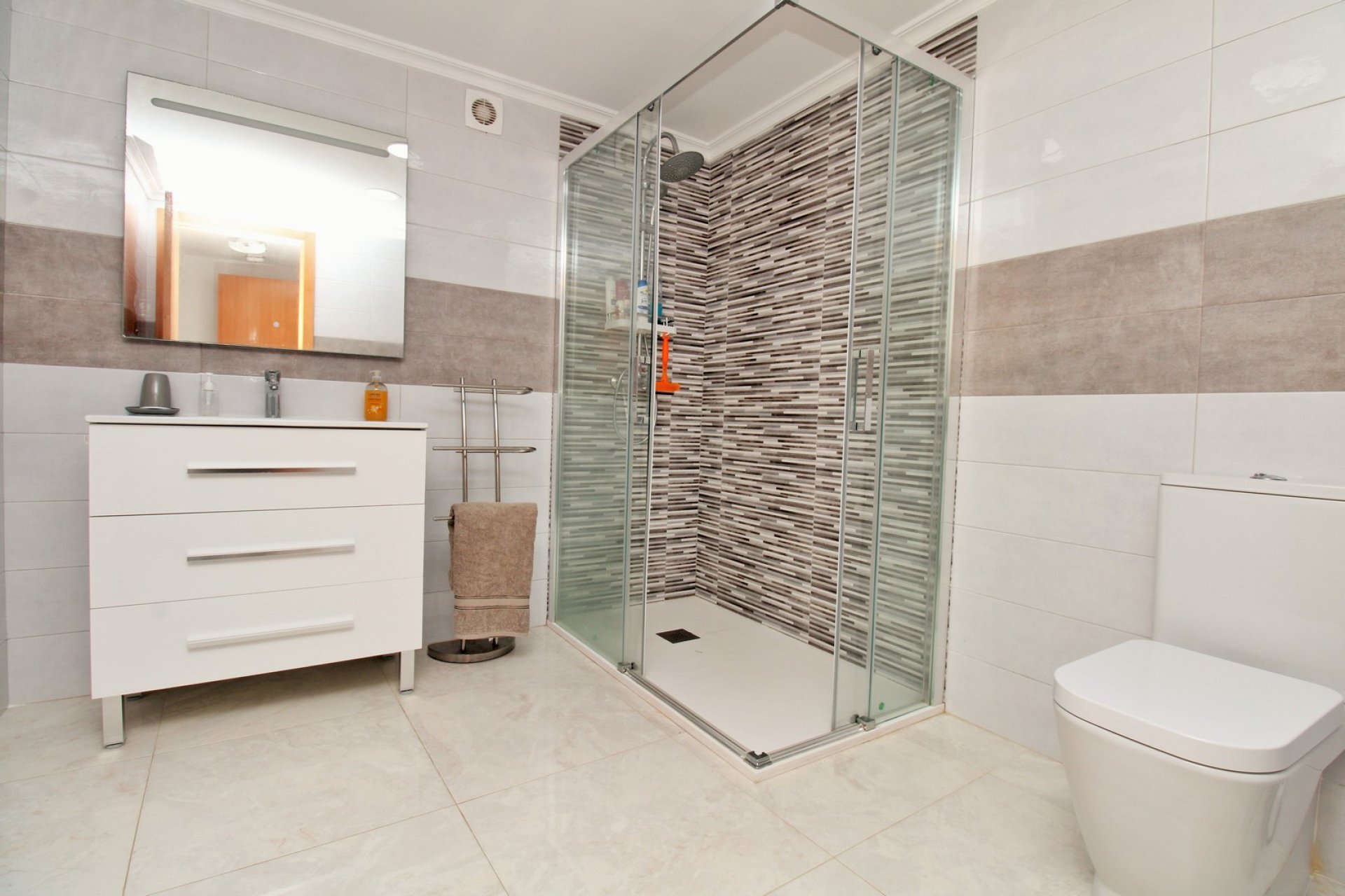 Reventa - Casa - Orihuela Costa