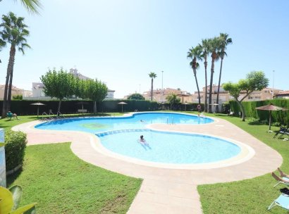 Haus · Wiederverkauf - Orihuela Costa · La Zenia · Alicante · Spanien