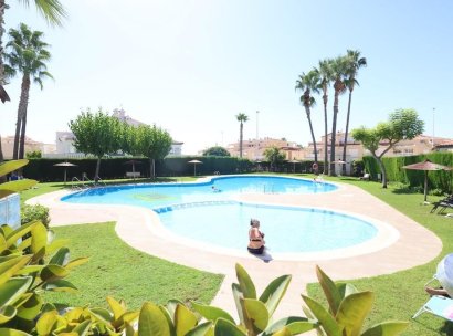 Haus · Wiederverkauf - Orihuela Costa · La Zenia · Alicante · Spanien