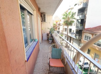 Wohnung · Wiederverkauf - Torrevieja · Alicante · Spanien