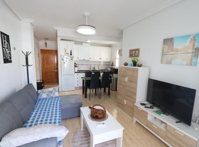 Appartement · Herverkoop - Torrevieja · Estacion de autobuses · Alicante · Spanje