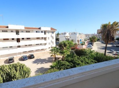 Appartement · Herverkoop - Torrevieja · Estacion de autobuses · Alicante · Spanje