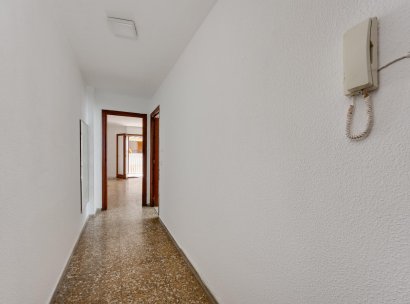 Appartement · Herverkoop - Torrevieja · Playa del Acequión · Alicante · Spanje