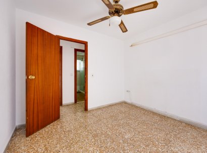 Appartement · Herverkoop - Torrevieja · Playa del Acequión · Alicante · Spanje