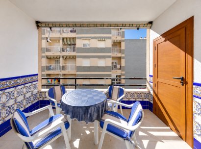 Appartement · Herverkoop - Torrevieja · Playa del Cura · Alicante · Spanje