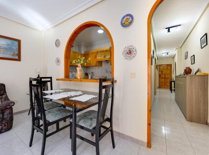 Appartement · Herverkoop - Torrevieja · Playa del Cura · Alicante · Spanje