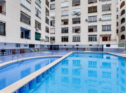 Appartement · Herverkoop - Torrevieja · Playa del Cura · Alicante · Spanje