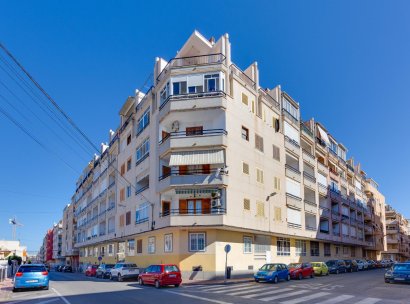 Appartement · Herverkoop - Torrevieja · Playa del Cura · Alicante · Spanje