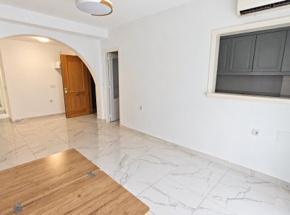 Appartement · Herverkoop - Torrevieja · Acequion · Alicante · Spanje