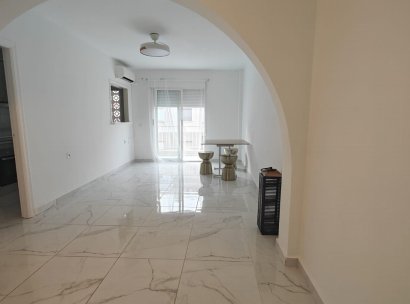 Appartement · Herverkoop - Torrevieja · Acequion · Alicante · Spanje