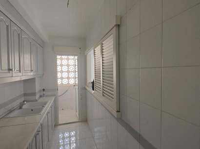 Appartement · Herverkoop - Torrevieja · Acequion · Alicante · Spanje