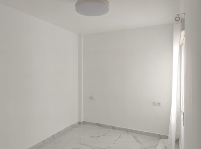 Appartement · Herverkoop - Torrevieja · Acequion · Alicante · Spanje