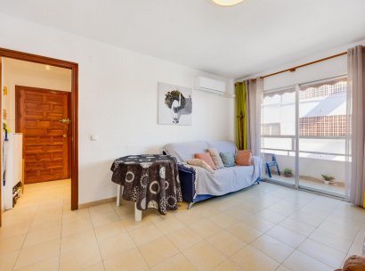 Appartement · Herverkoop - Torrevieja · Playa del Acequión · Alicante · Spanje