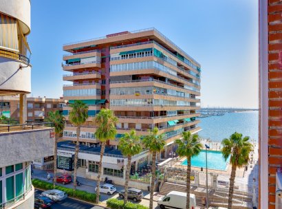 Appartement · Herverkoop - Torrevieja · Playa del Acequión · Alicante · Spanje