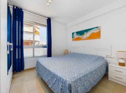 Appartement · Herverkoop - Torrevieja · Playa del Acequión · Alicante · Spanje
