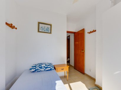 Appartement · Herverkoop - Torrevieja · Playa del Acequión · Alicante · Spanje