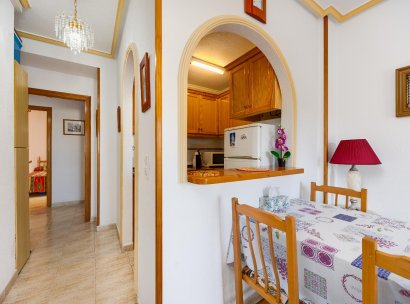 Appartement · Herverkoop - Torrevieja · Playa del Acequión · Alicante · Spanje