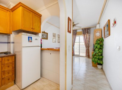 Appartement · Herverkoop - Torrevieja · Playa del Acequión · Alicante · Spanje