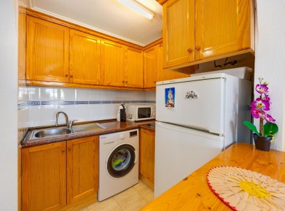 Appartement · Herverkoop - Torrevieja · Playa del Acequión · Alicante · Spanje