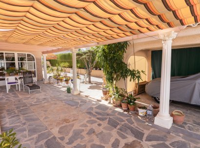Woning · Herverkoop - La Zenia · Alicante · Spanje