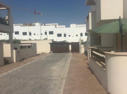 Wohnung · Wiederverkauf - Los Balcones · Alicante · Spanien