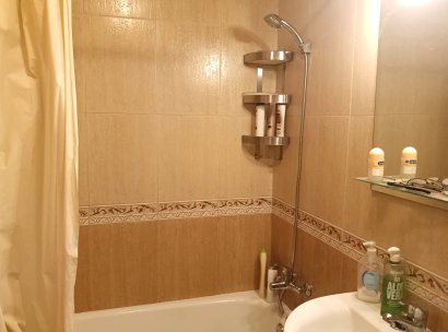 Appartement · Herverkoop - Montesinos · Urbanización Montesol · Alicante · Spanje