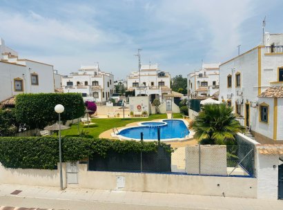 Hus · Återförsäljning - Orihuela · Entre Naranjos Vistabella · Alicante · Spanien