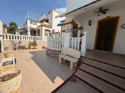 Hus · Återförsäljning - Orihuela · Entre Naranjos Vistabella · Alicante · Spanien