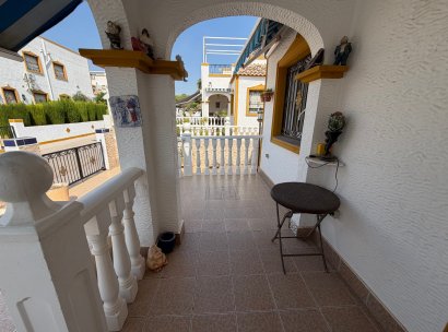 Hus · Återförsäljning - Orihuela · Entre Naranjos Vistabella · Alicante · Spanien