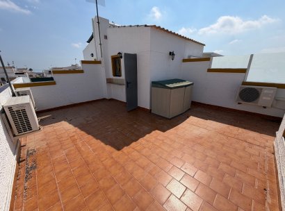 Hus · Återförsäljning - Orihuela · Entre Naranjos Vistabella · Alicante · Spanien