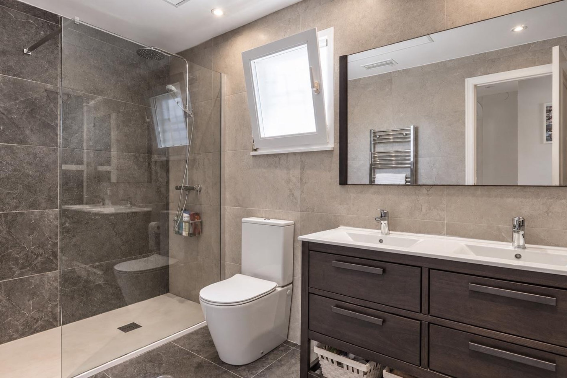 Resale - House - Mar de Cristal