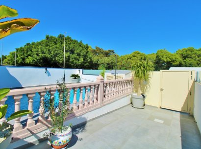 Woning · Herverkoop - Mil Palmeras · Alicante · Spanje