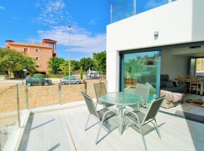 Appartement · Herverkoop - Orihuela Costa · PAU 8 · Alicante · Spanje