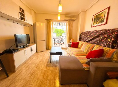 Apartamento · Reventa - Mil Palmeras · Alicante · España