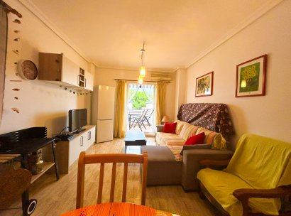 Wohnung · Wiederverkauf - Mil Palmeras · Alicante · Spanien