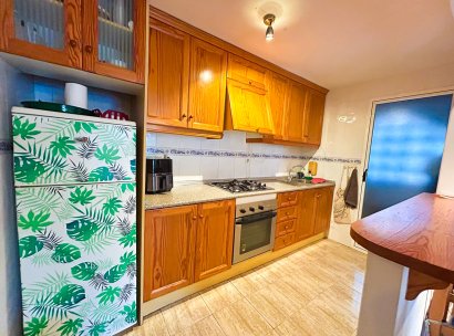 Wohnung · Wiederverkauf - Mil Palmeras · Alicante · Spanien