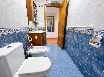 Appartement · Herverkoop - Torrevieja · La Mata · Alicante · Spanje