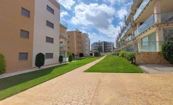 Resale - Apartment - Orihuela Costa - Villamartin